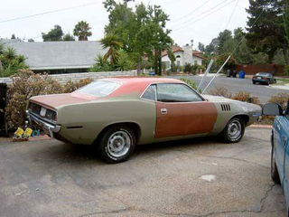 Illustration for article titled Ratty Mopar Dump